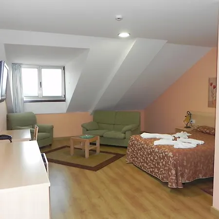 Hotel Restaurante Pizzeria Abc Laracha